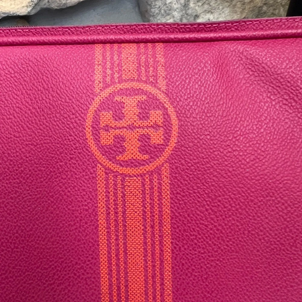 Tory Burch Leather Ipad Kindle Tablet Case Pouch